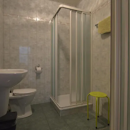 In With Sauna & Garden Semesterbostad