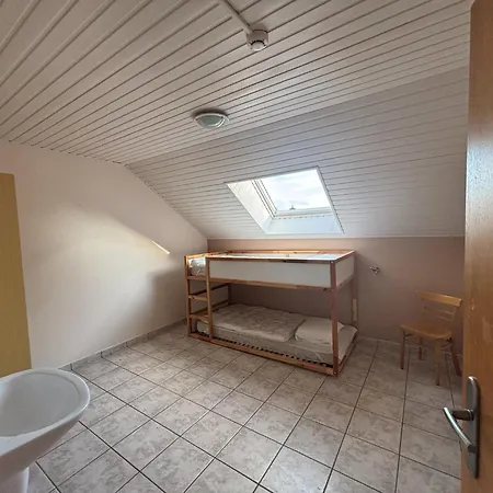 펜션 In With Sauna & Garden 로버트빌