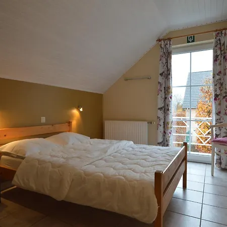 In With Sauna & Garden Semesterbostad